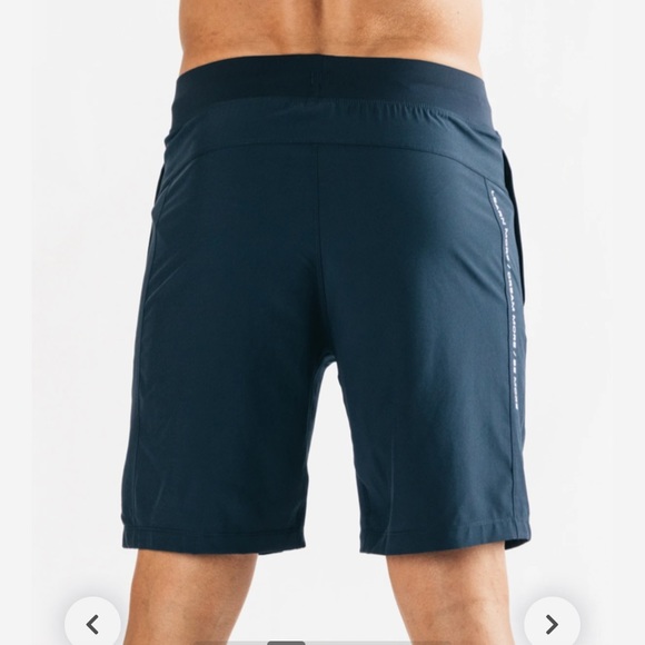 NWT MEN’S ALPHALETE INFINITY 9" SHORT- XL - Picture 3 of 4